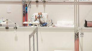 Madrid notifica un descenso en contagios, fallecimientos e ingresos en UCI