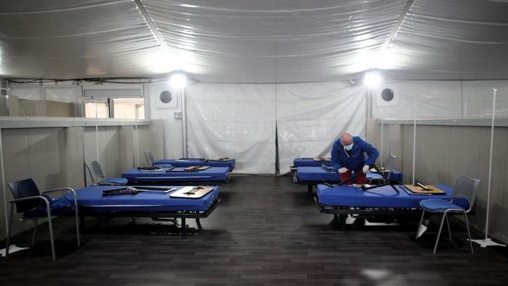 Camas en un Hospital de campaña