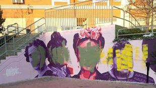 Amanece vandalizada la réplica del mural feminista de Ciudad Lineal en Getafe