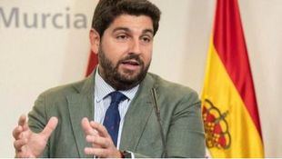 La moción de censura en Murcia, desactivada: el PP 'seduce' a tres diputados de Ciudadanos