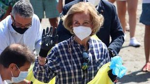 La reina Sofía, vacunada frente a la Covid en el centro de salud de El Pardo