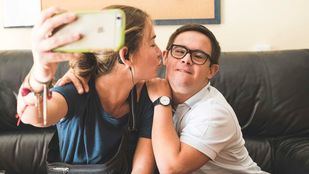 CaixaBank y Fundación 'la Caixa' destinan 500.000 euros a la atención de personas con Síndrome de Down durante la pandemia