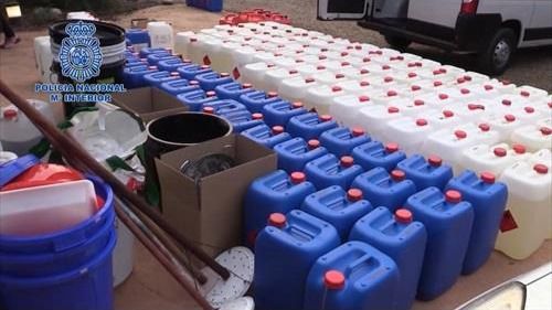 El laboratorio estaba estratégicamente ubicado en una finca situada en medio del campo.
