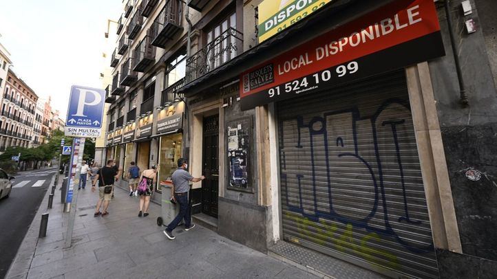 Negocio no esencial cerrado