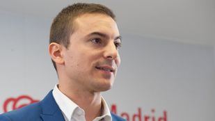 Juan Lobato, cuarto en la lista del PSOE, asume el desafío de acabar con las "ocurrencias" de Ayuso