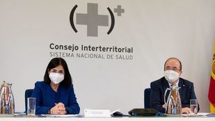 Iceta, primer ministro del Gobierno que recibe la vacuna contra el coronavirus