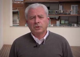 Iglesias 'ficha' para su candidatura al veterano taxista Cecilio González