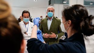 Ruiz Escudero, sobre las vacunaciones: "La desinformación de la izquierda es sonrojante"