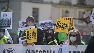 Afectados por la venta de viviendas a fondos buitre se concentran en Sol