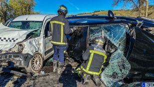 Heridas tres personas en un choque entre vehículos en Loeches