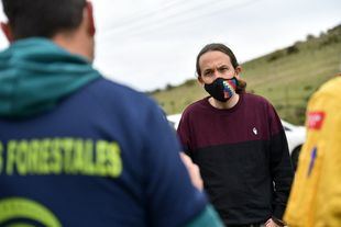Iglesias critica la "constante degradación" de servicios públicos y pide reconocer a los Bomberos Forestales