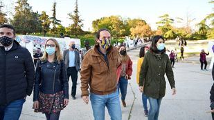 Iglesias acusa a Ayuso de usar a los madrileños de gasolina política