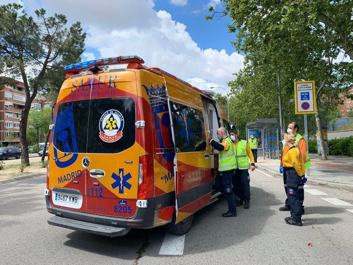 Herida grave una mujer atropellada por un coche en San Blas