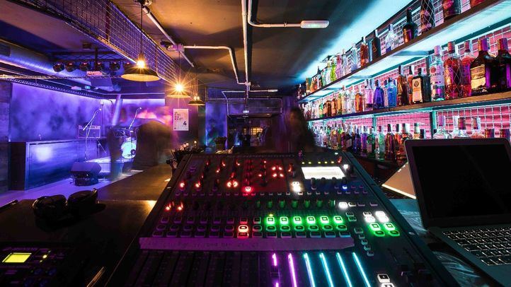 El sector del ocio nocturno avisa del inminente auge de fiestas ilegales y botellones a partir del 9 de mayo