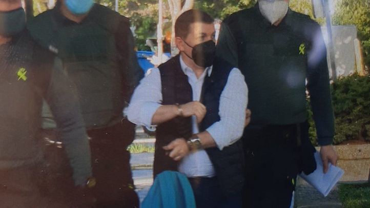 César Román, el Rey del Cachopo, a su llegada a la Audiencia Provincial