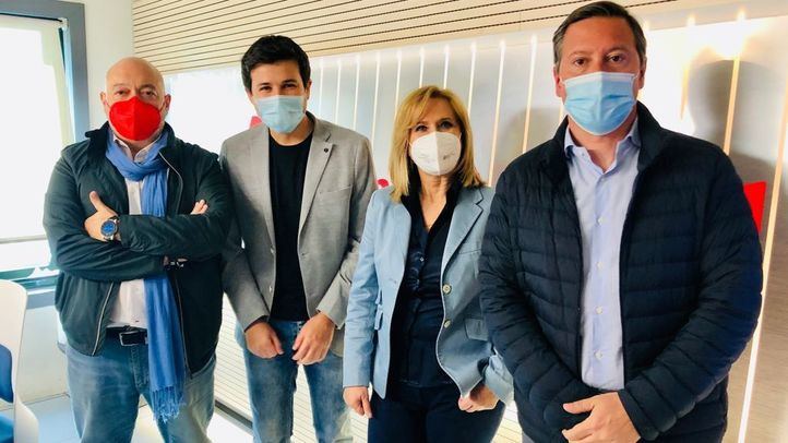 Constantino Mediavilla, Pablo Gómez Perpinyà, Nieves Herrero y Alfonso Serrano en el estudio de Onda Madrid