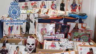 Superhéroes falsificados: detenidos por vender réplicas de disfraces