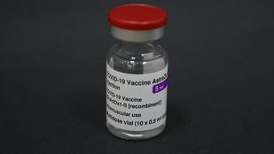 Los menores de 60 deberán firmar un consentimiento para recibir la segunda dosis de AstraZeneca