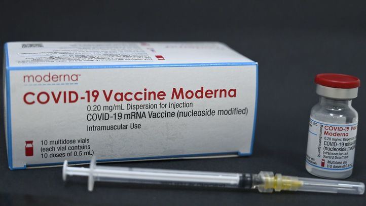 Reportaje de las cuatro vacunas Covid-19 que se ponen a la población española estos dias.