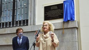 Una placa recuerda en Madrid el Hogar Polaco, refugio de cientos de perseguidos en la Guerra Civil