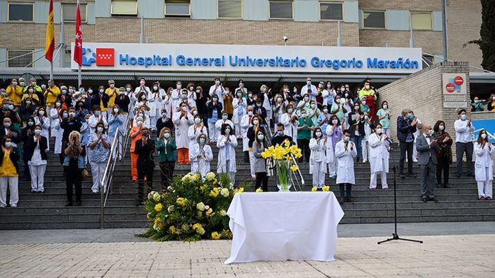 Homenaje en el Gregorio Marañón a las víctimas del Covid
