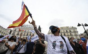 Guardias Civiles denuncian en Sol ser el cuerpo de seguridad "peor tratado"