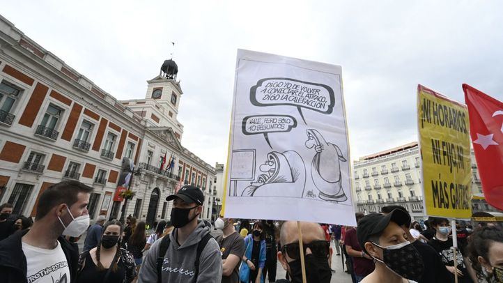 Concentración en la Puerta del Sol contra la subida del precio de la luz.