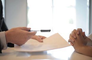 Descubre en qué consiste la Ley de Segunda Oportunidad y cuáles son sus requisitos