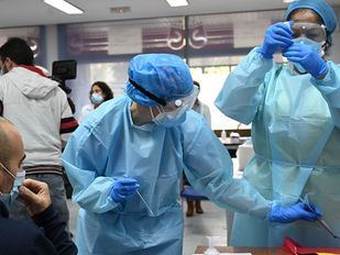 Aumentan los nuevos positivos Covid pero desciende la presión hospitalaria