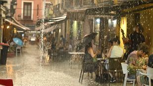 Interrumpido el servicio de Metro en varios tramos por el fuerte aguacero caído sobre Madrid