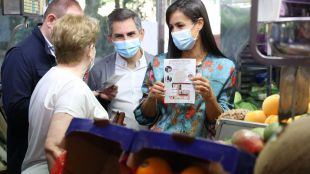 Dos centenares de 'antenas' detectan la soledad no deseada gracias a 'Madrid Vecina'