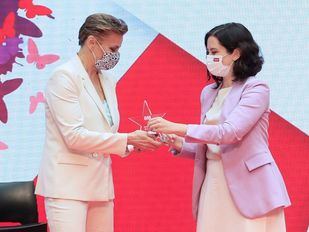 Ayuso coloca a Coral Bistuer en Deportes y a Patricia Reyes, ex Cs, en Igualdad