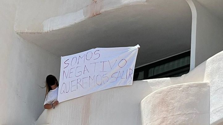 Estudiantes madrileños confinados en Mallorca