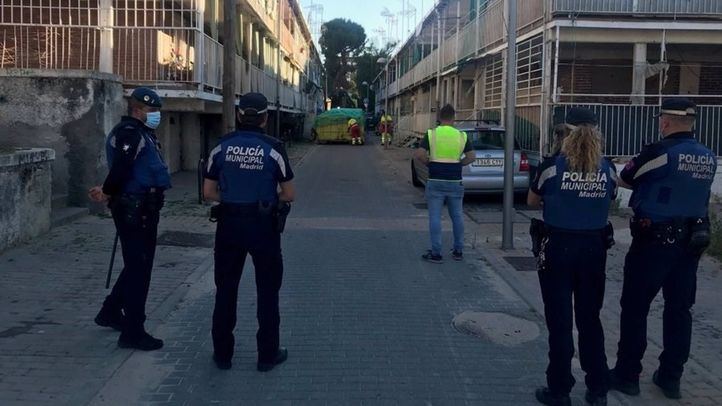 Cerca de 100 identificados en antiguos pisos okupados en UVA de Hortaleza