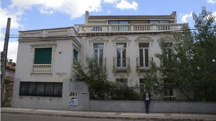 Cibeles descarta suspender licencias de edificación en la Ciudad Lineal, pero garantiza su protección