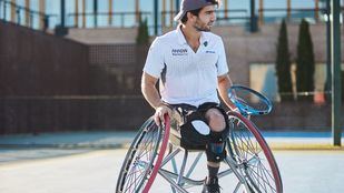 Caverzaschi: "Llevaba una prótesis de color carne para parecerme al resto"