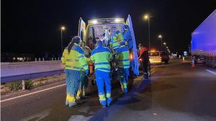 Crítico un varón de 25 años tras ser atropellado en la A-1