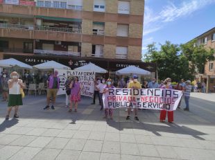 Las residencias de mayores “público-privadas” de Móstoles, en el punto de mira