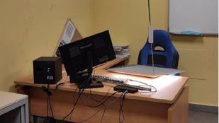 Detenido un hombre que quedó atrapado en el conducto de ventilación de una oficina a la que había entrado a robar