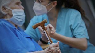 Los 24 brotes de coronavirus en residencias de la región afectan ya a 247 ancianos