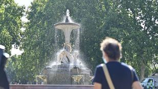 El Retiro y ocho parques de Madrid cierran esta tarde por altas temperaturas