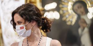 Ayuso pide al Gobierno una "política clara" con los menores no acompañados