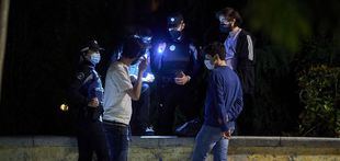 Policía Municipal interpone 468 sanciones por botellón y 9 multas a locales por incumplimientos este fin de semana