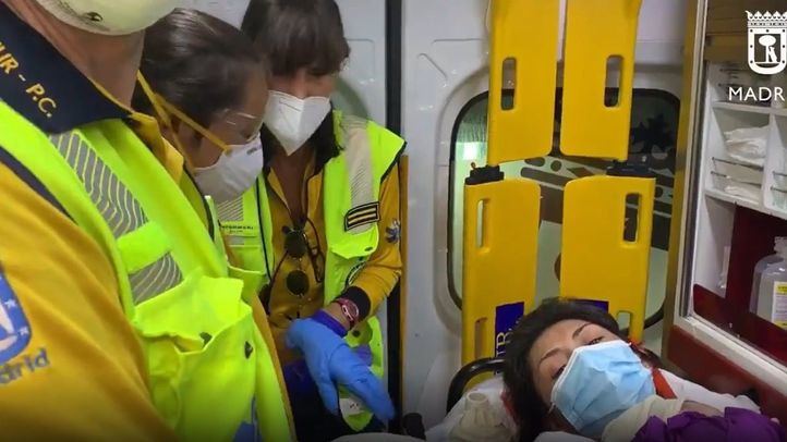Una niña ha nacido en perfecto estado de salud esta tarde en un piso del madrileño distrito de Villaverde gracias a la ayuda de los sanitarios del Samur-Protección Civil