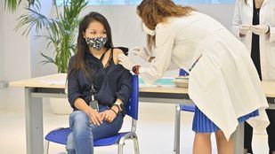 Casi el 75% de los madrileños mayores de 12 años cuenta con la pauta completa de vacunación