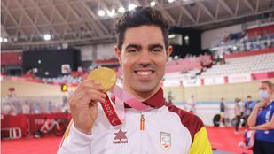 Alfonso Cabello, oro en ciclismo y récord del mundo