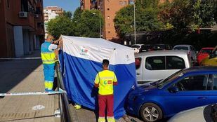 Muere una mujer tras caer de un 5º piso mientras limpiaba los cristales en Fuenlabrada