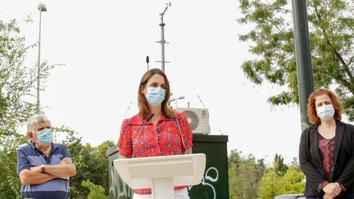 La portavoz de Más Madrid, Rita Maestre, presenta su modelo de zona de bajas emisiones para Plaza Elíptica.