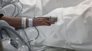 Aumentan los ingresos y bajan los contagios en una jornada con nueve fallecidos por Covid