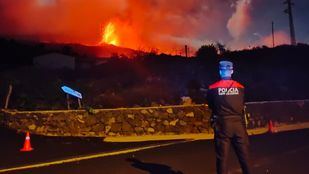 El volcán sigue en fase estable y se descarta que la lava llegue al mar en los próximos dos días